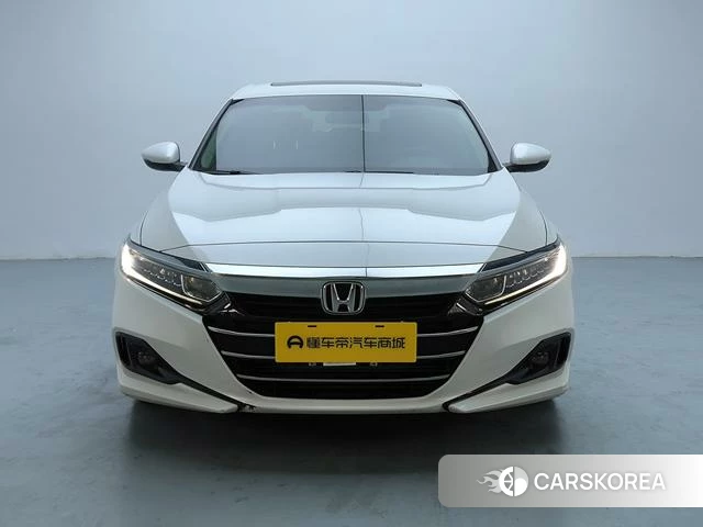 Honda Accord 2023 Белый из Китая, фото 4