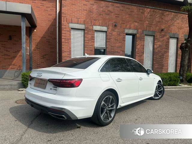 Audi A4L 2021 Белый из Китая, фото 4