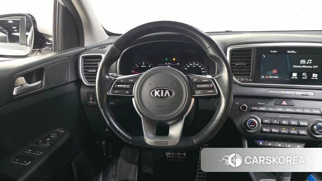Kia Sportage The Bold 2021 Серебристо-серый из Кореи, фото 4