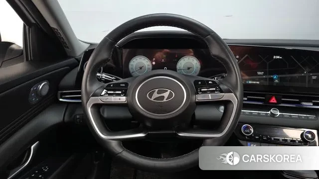 Hyundai The New Avante (CN7) 2024 Белый из Кореи, фото 4