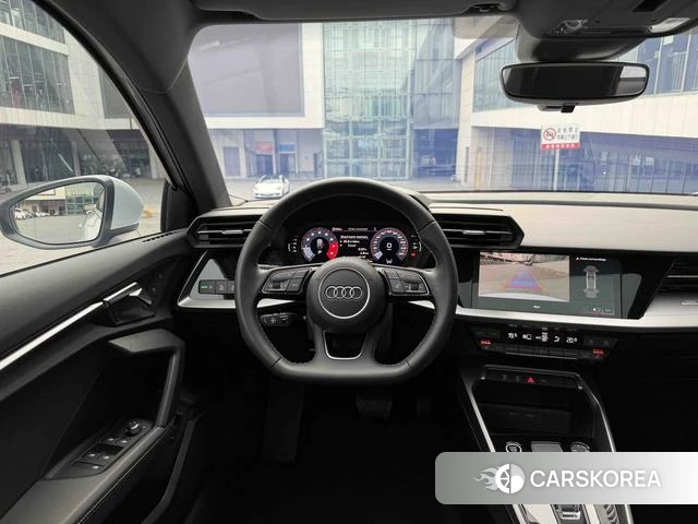 Audi A3 2023 Белый из Китая, фото 4