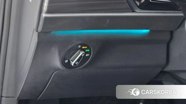 Volkswagen 7th Generation of Jetta 2024 Белый из Кореи, фото 4
