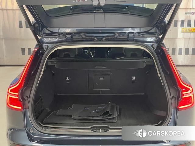 Volvo V60 Cross-Country 2nd Generation 2024 Синий из Кореи, фото 4