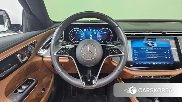 Mercedes-Benz E-Class W214 2024 Белый из Кореи, фото 4