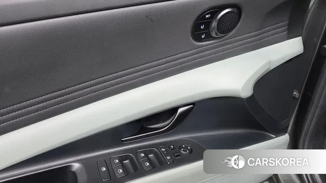 Hyundai The New Avante (CN7) 2024 Серый из Кореи, фото 4