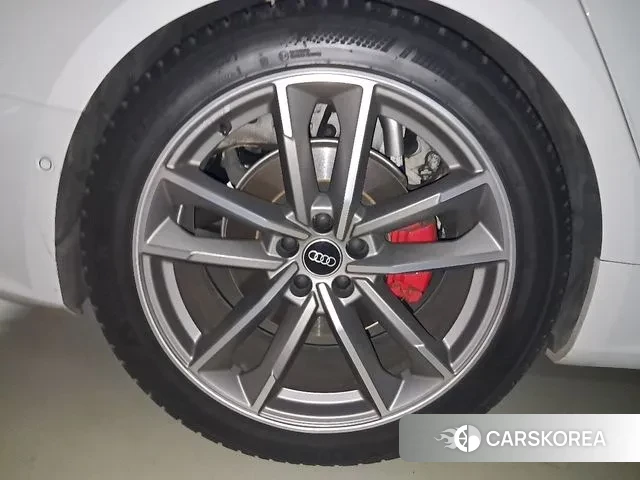 Audi A7 (4K) 2021 Белый из Кореи, фото 4