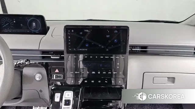 Hyundai Staria 2023 Белый из Кореи, фото 4