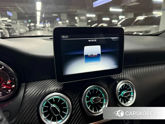 Mercedes-Benz A-Class W176 2018 Серебристо-серый из Кореи, фото 4