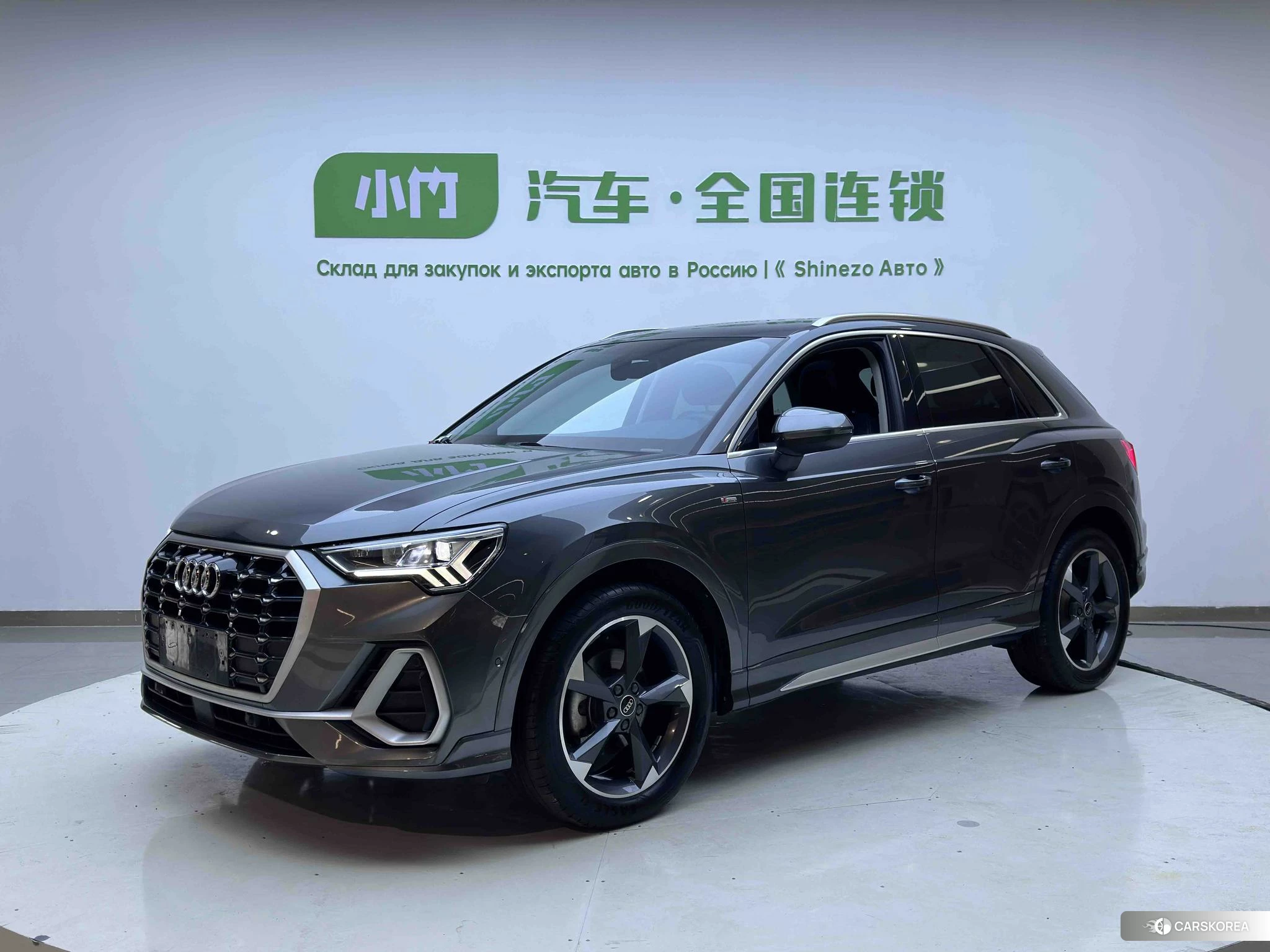 Audi Q3 2022 Темно-серый из Китая, фото 4
