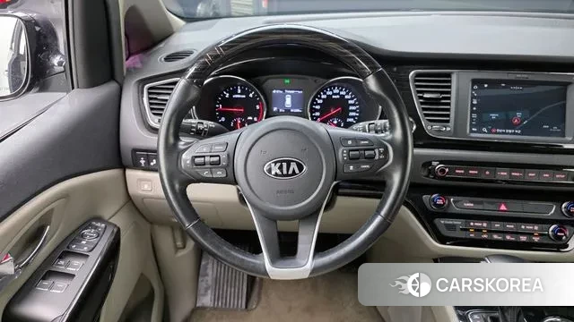 Kia The New Carnival 2018 Серый из Кореи, фото 4