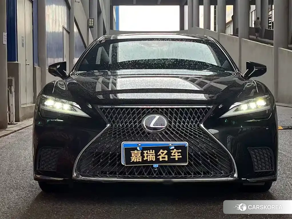 Lexus LS 2022 Черный из Китая, фото 4