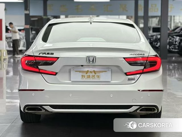 Honda Accord 2021 Белый из Китая, фото 4