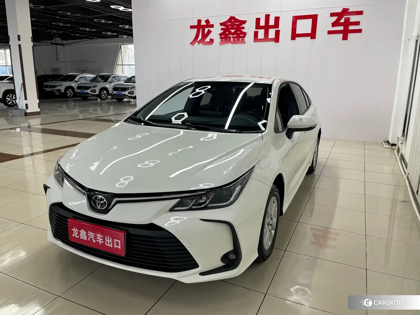 Toyota Corolla 2023 Белый из Китая, фото 4
