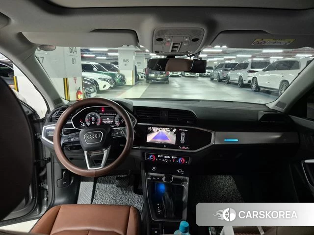 Audi Q3 (F3) 2023 Серый из Кореи, фото 4