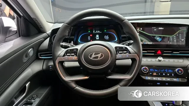 Hyundai The New Avante (CN7) 2024 Белый из Кореи, фото 4