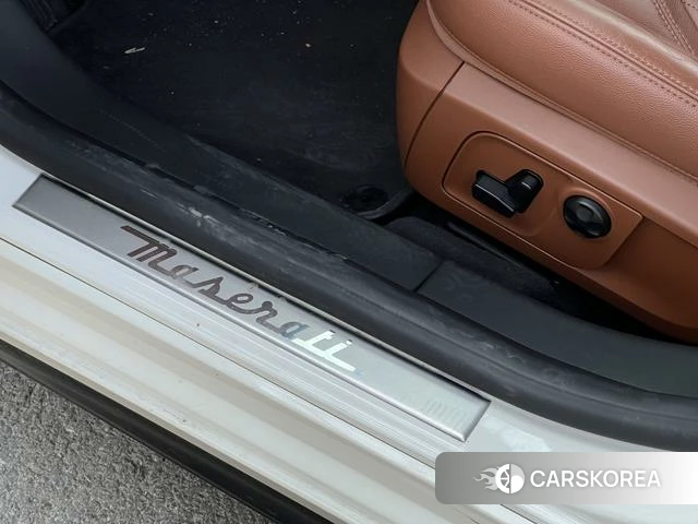 Maserati President 2020 Белый из Китая, фото 4