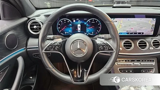 Mercedes-Benz E-Class W213 2022 Черный из Кореи, фото 4