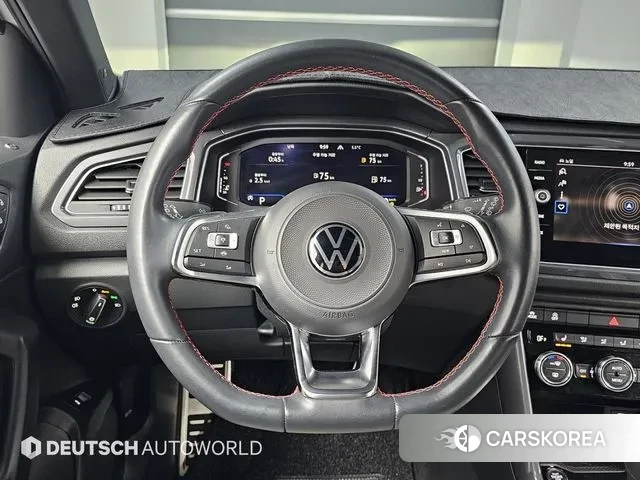 Volkswagen T-Roc 2022 Серебристо-серый из Кореи, фото 4