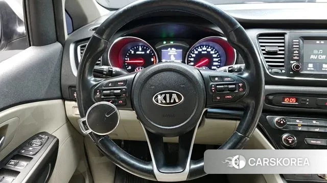 Kia The New Carnival 2018 Серебряный из Кореи, фото 4