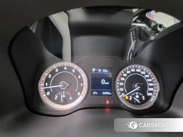 Hyundai Venue 2019 Белый из Кореи, фото 4