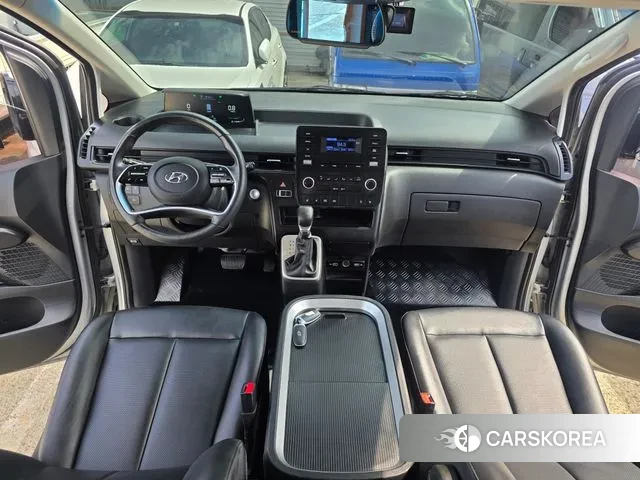 Hyundai Staria 2022 Серебристо-серый из Кореи, фото 4