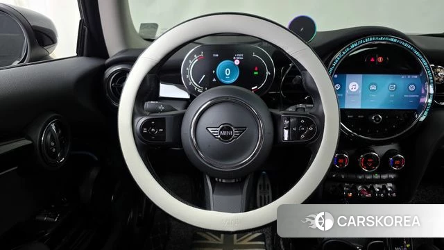 Mini Cooper S 2021 Жемчужный цвет из Кореи, фото 4