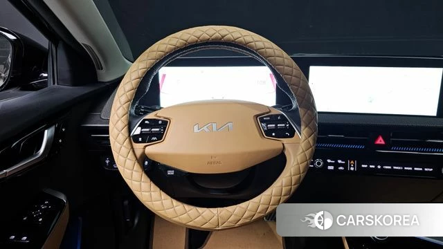 Kia EV6 2023 Черный из Кореи, фото 4