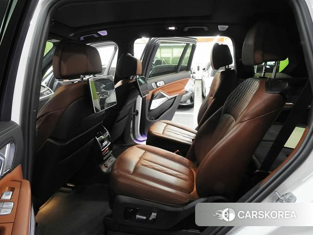 BMW X7 (G07) 2021 Белый из Кореи, фото 4