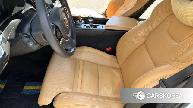 Volvo V60 Cross-Country 2nd Generation 2019 Белый из Кореи, фото 4