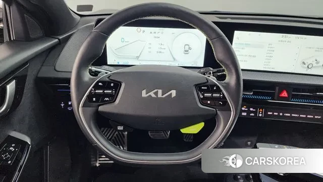 Kia EV6 2023 Черный из Кореи, фото 4
