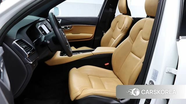 Volvo XC90 second Generation 2023 Белый из Кореи, фото 4