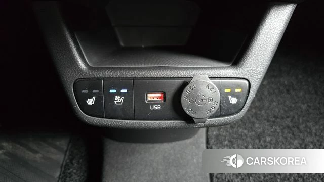 Kia The New Kia Ray 2023 Белый из Кореи, фото 4