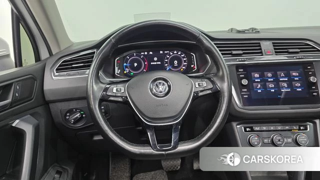 Volkswagen Tiguan second Generation 2020 Белый из Кореи, фото 4