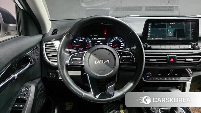 Kia Seltos 2021 Белый из Кореи, фото 4