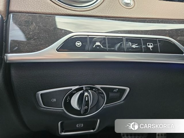 Mercedes-Benz S-Class W222 2018 Серебряный из Кореи, фото 4