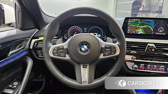 BMW 5 Series (G30) 2019 Белый из Кореи, фото 4