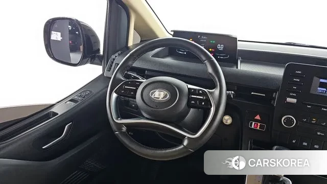 Hyundai Staria 2023 Серебряный из Кореи, фото 4