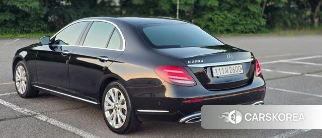 Mercedes-Benz E-Class W213 2020 Черный из Кореи, фото 4