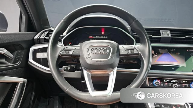 Audi Q3 (F3) 2022 Серый из Кореи, фото 4