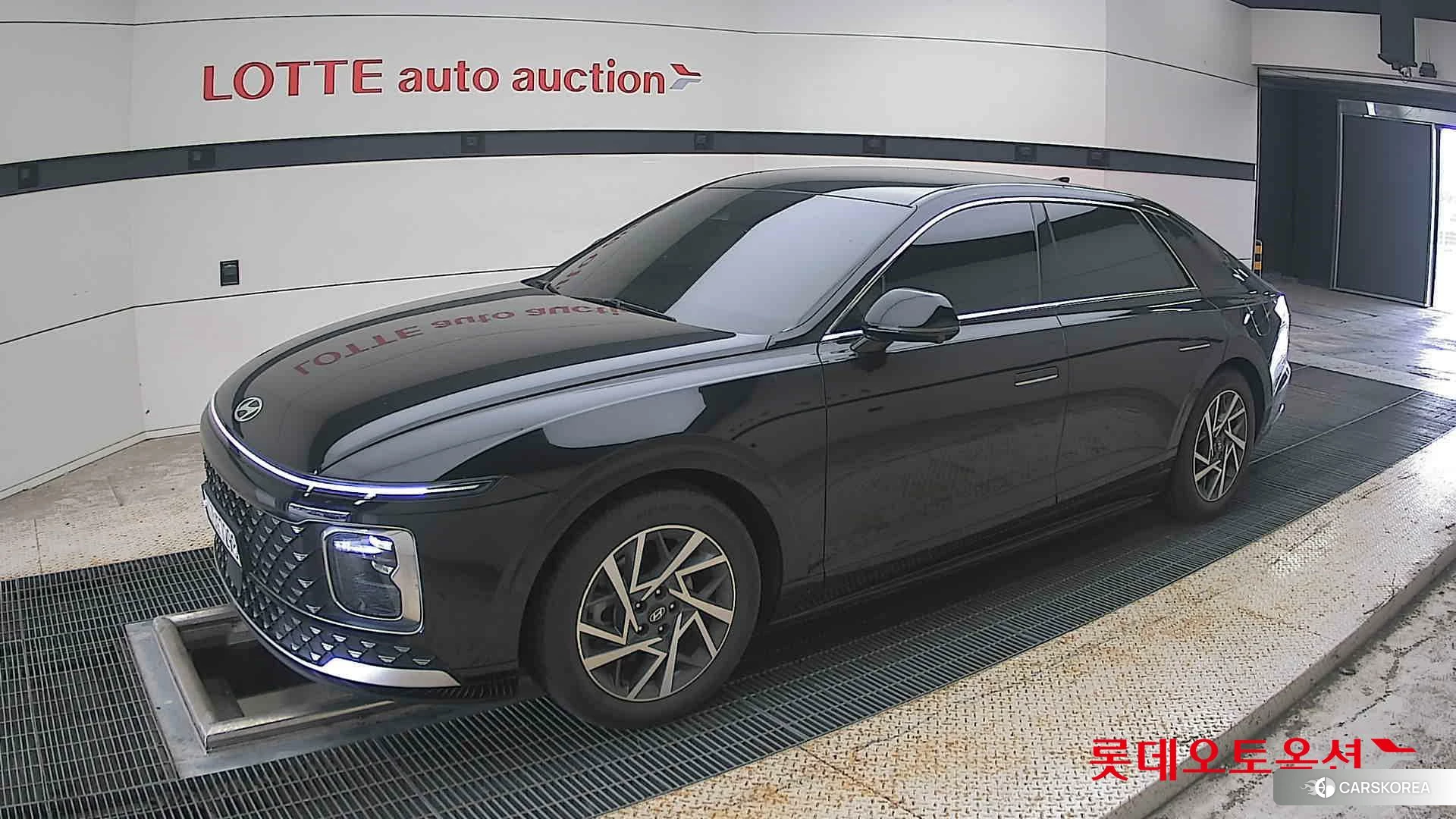 Hyundai Grandeur 2023 Abyss Black Pearl из Кореи, фото 4