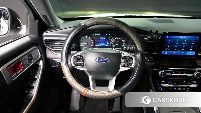 Ford Explorer 6th Generation 2021 Белый из Кореи, фото 4