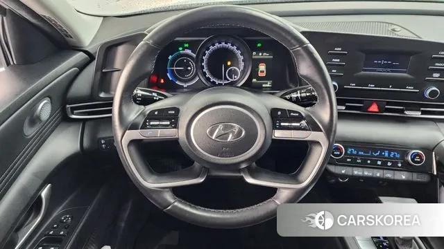 Hyundai Avante Hybrid (CN7) 2022 Белый из Кореи, фото 4