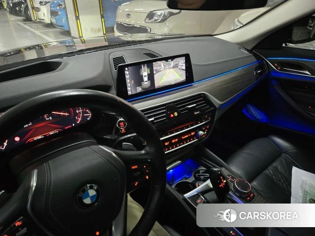 BMW 5 Series (G30) 2018 Черный из Кореи, фото 4