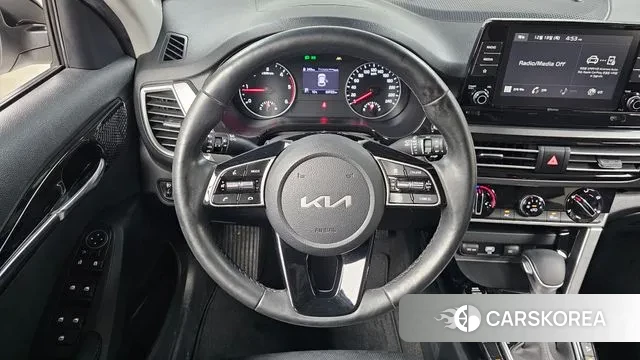 Kia Seltos 2021 Белый из Кореи, фото 4