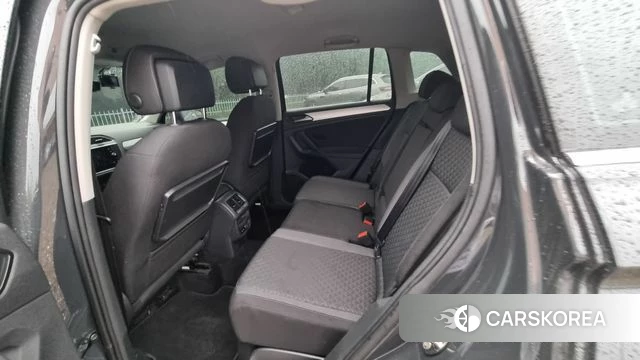 Volkswagen Tiguan second Generation 2018 Серый из Кореи, фото 4