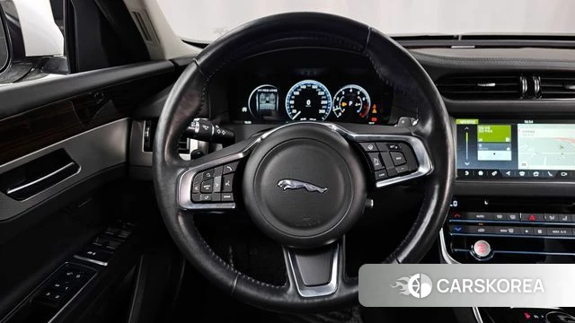 Jaguar XF (X260) 2018 Белый из Кореи, фото 4