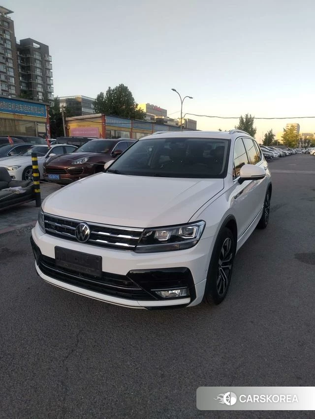 Volkswagen Tiguan L 2021 Белый из Китая, фото 4