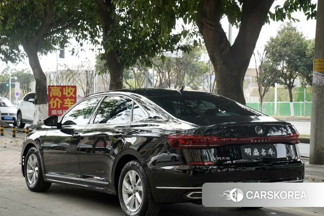Volkswagen Passat 2024 Черный из Китая, фото 4