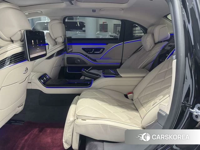 Mercedes-Benz Maybach S-class 2024 Черный из Китая, фото 4