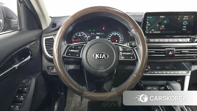 Kia Seltos 2020 Серый из Кореи, фото 4